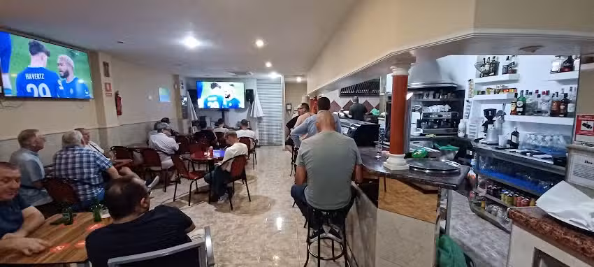 Bar Plaza