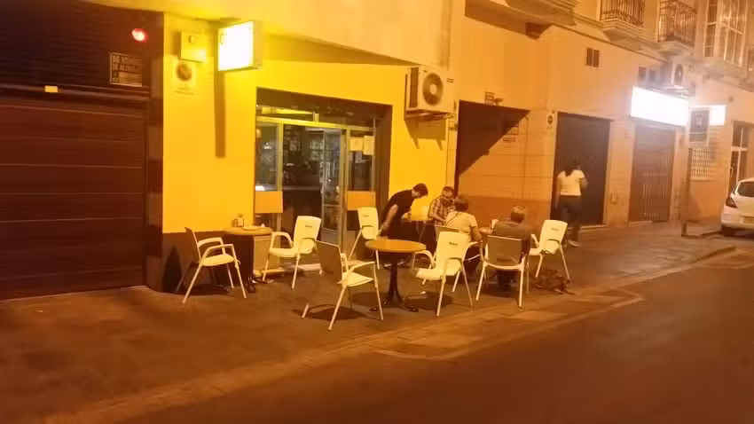 Bar Plaza
