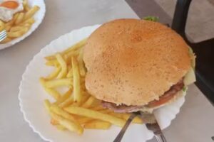 Bar polideportivo Agones