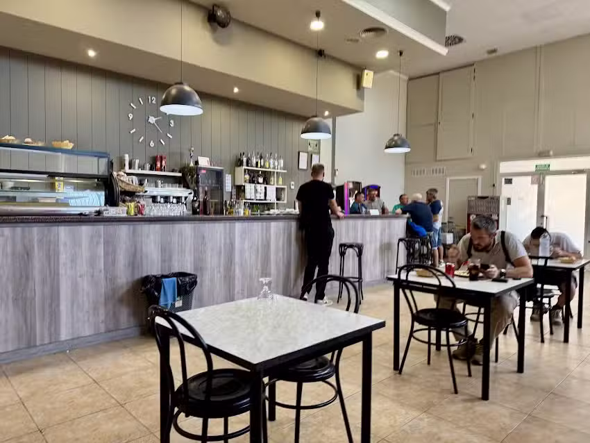 Bar Poligono Alm&aacute;cera