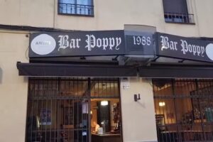 Bar Poppy