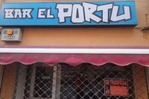 Bar portu