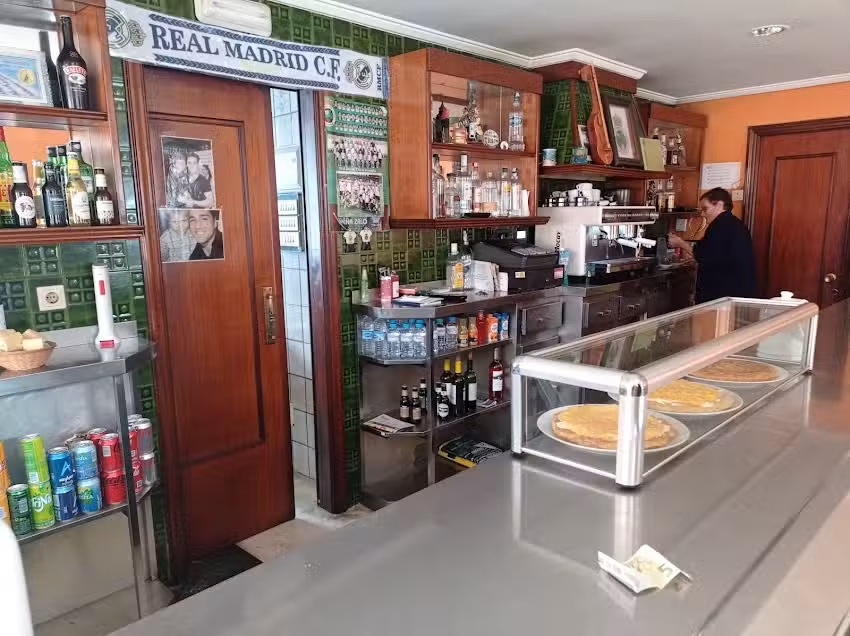 Bar Ramon&iacute;n