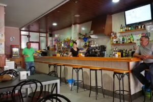 Bar raser higueruelas