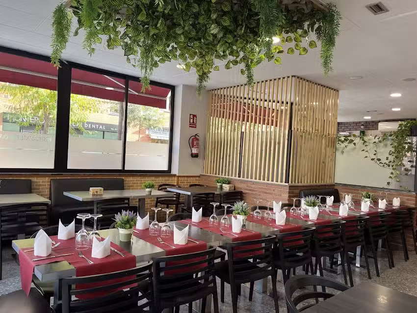 BAR-REST CURUC&Uacute;