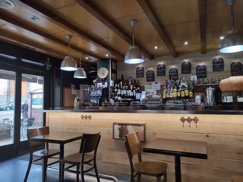 Bar Restaurant &Ccedil;&ograve; d&rsquo;&Ograve;skar