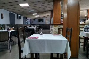 Bar- Restaurant La Nau 8