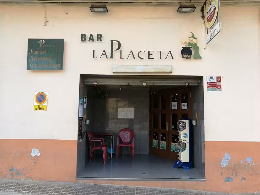 Bar &ndash; Restaurant La Placeta