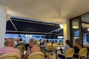 BAR & RESTAURANT MARINAS