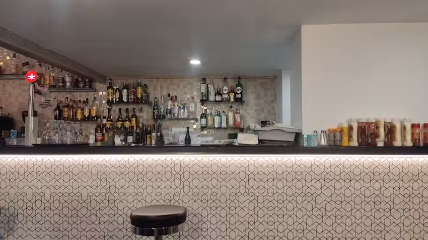 Bar Restaurant Porto Colon