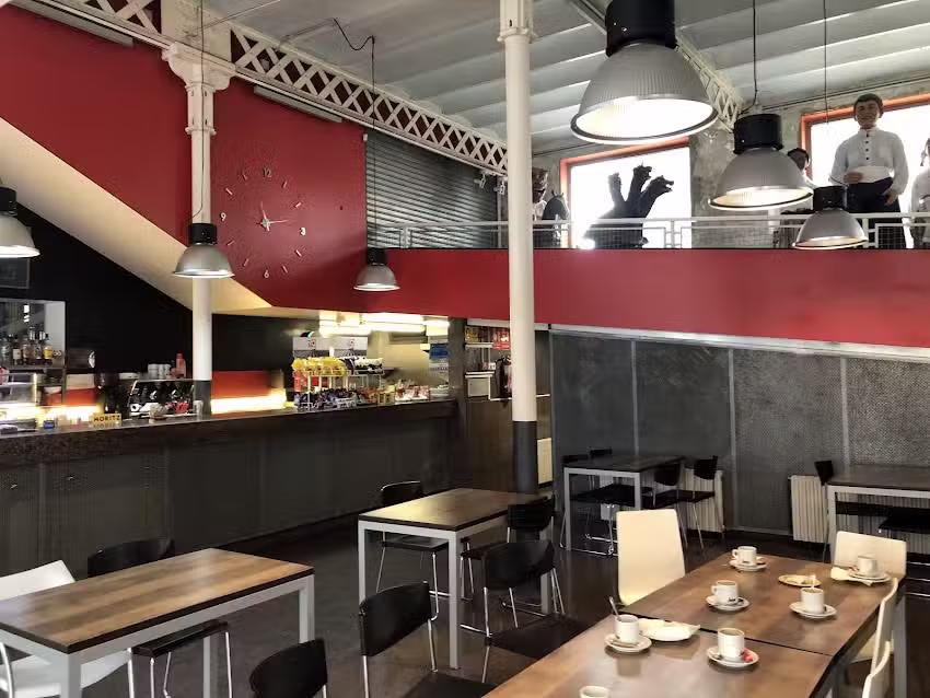 Bar Restaurant Roca Umbert