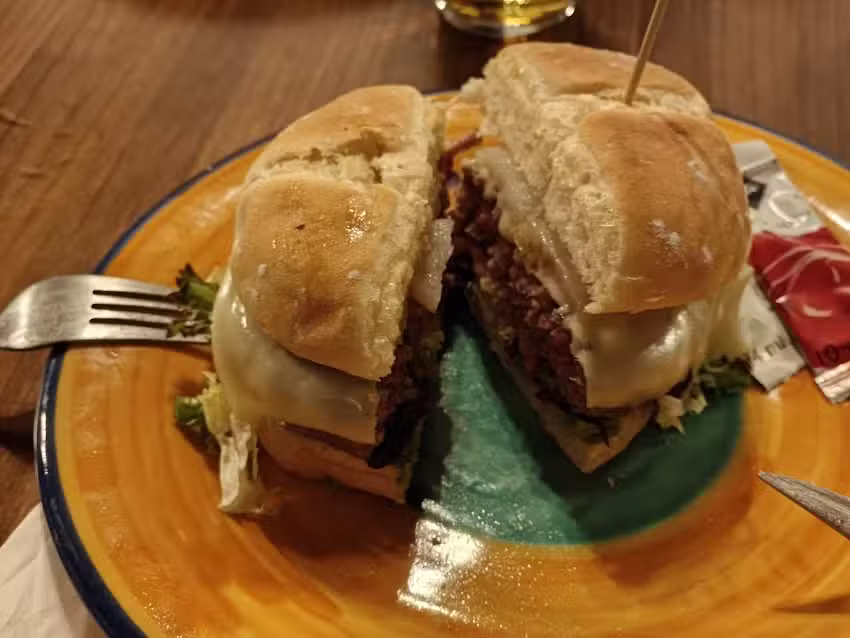 Bar Restaurante &ndash; Camping de Gredos