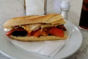 Bar Restaurante Camping Sierra Pe&ntilde;ascosa