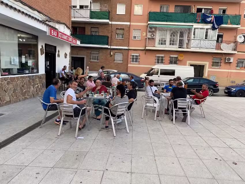 Bar Restaurante Chino , Zhou