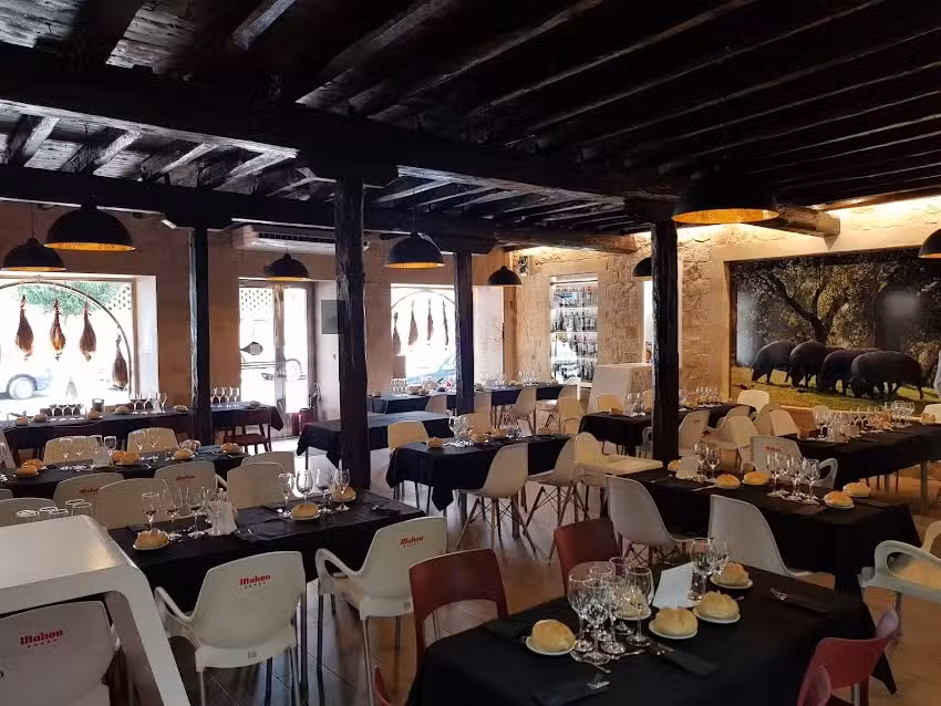 Bar restaurante De la Dehesa a su Mesa