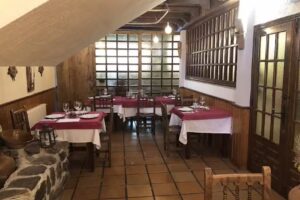 Bar – Restaurante El Carillón