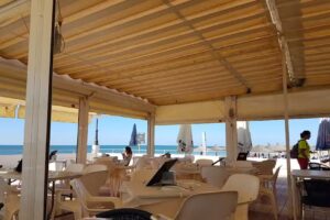 Bar restaurante El Carmen Playa