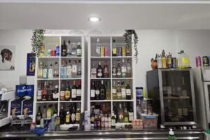 Bar restaurante EL FOG&Oacute;N DE CHELA