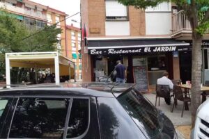 Bar Restaurante El Jard&iacute;n