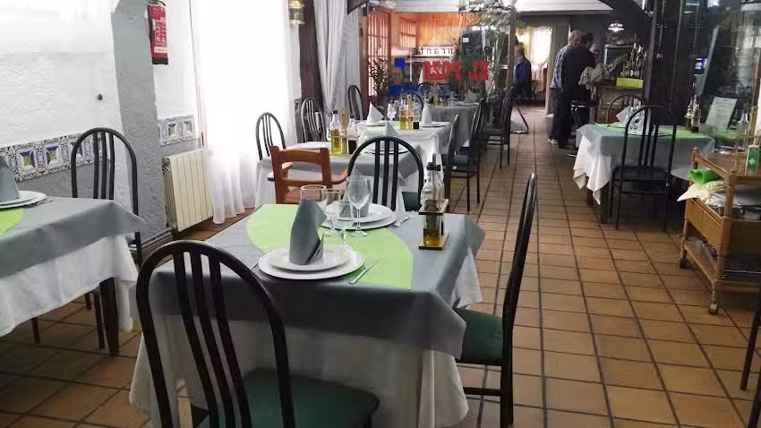 Bar Restaurante El Pozo de La Ca&ntilde;ada