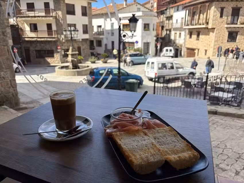 Bar Restaurante El Puente en Pedro Bernardo