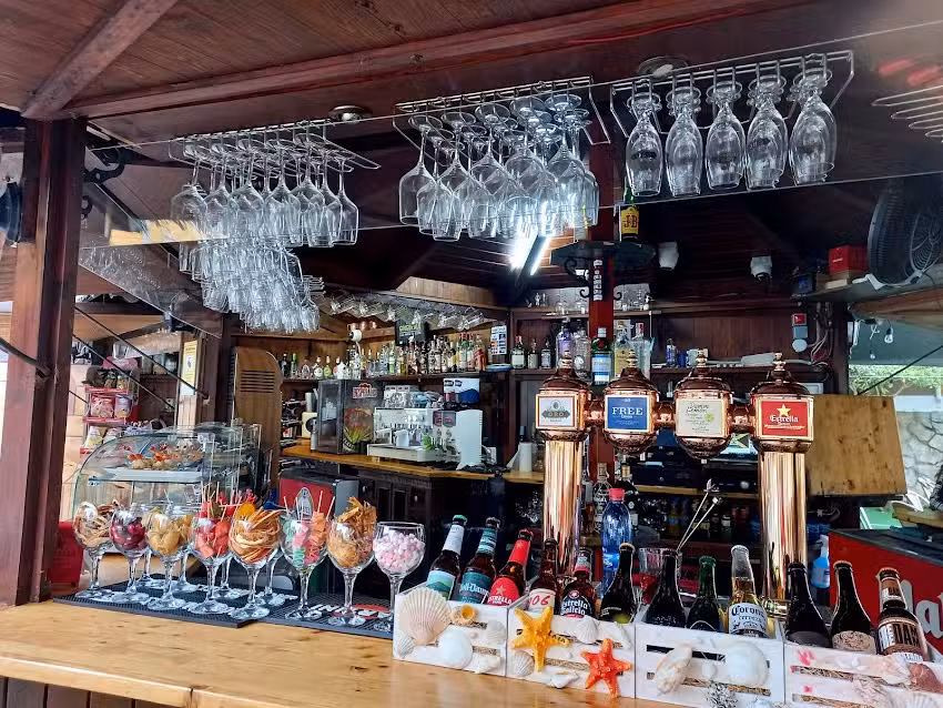 Bar restaurante El Rincon De G&uuml;elu