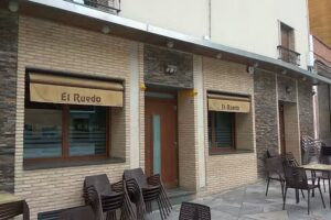 Bar Restaurante &laquo;El Ruedo Garri2 & CIA&raquo;
