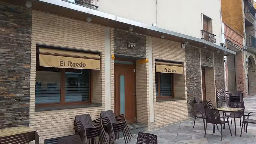 Bar Restaurante &laquo;El Ruedo Garri2 & CIA&raquo;