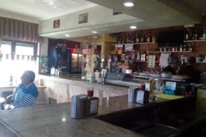 Bar-Restaurante &laquo;ESLA&raquo;