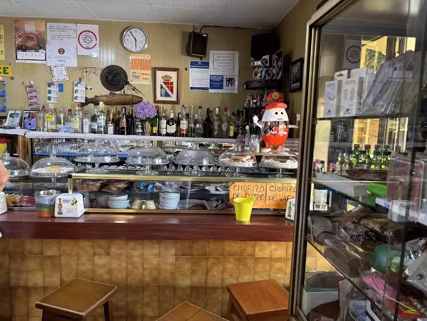 Bar Restaurante- Estanco-Punto Oficial De La Once