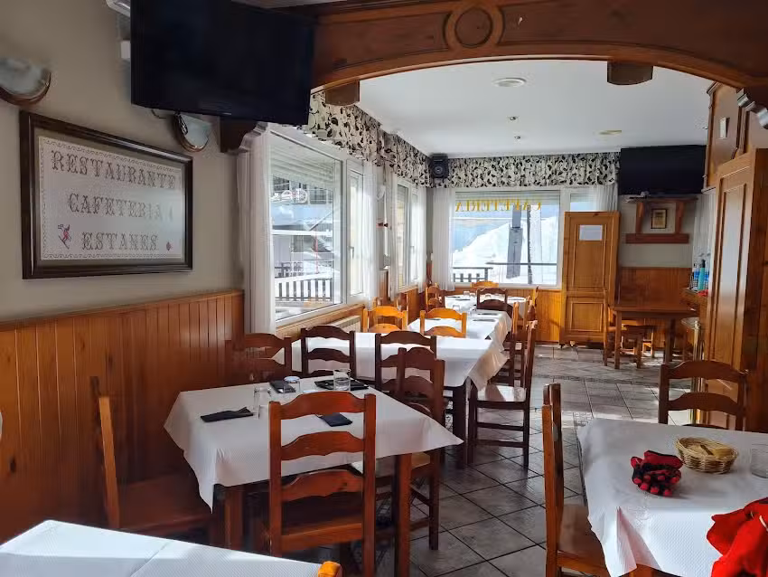 Bar Restaurante Estan&eacute;s