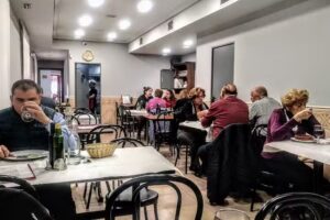 Bar Restaurante Est&eacute;banez