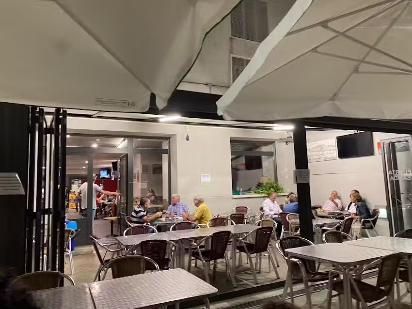 Bar Restaurante Galo en Ler&iacute;n (ASADOR)