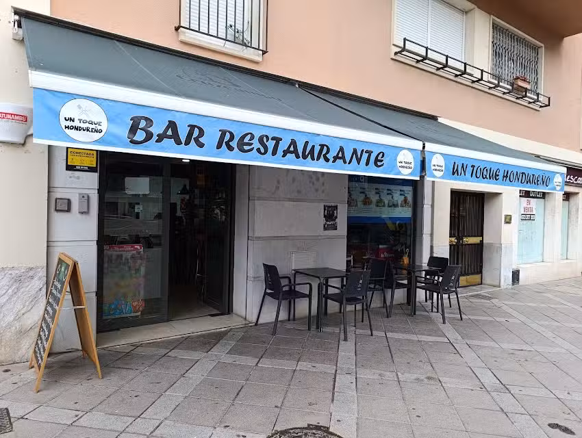 Bar & Restaurante Hondure&ntilde;o &laquo;Un Toque Hondure&ntilde;o&raquo;