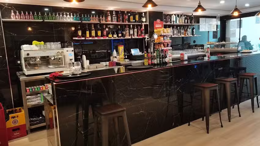 BAR RESTAURANTE JOY (WANG JIAO)