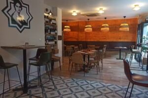 Bar restaurante La Atrayana