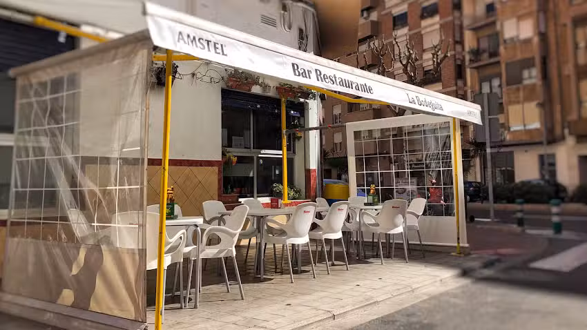 Bar Restaurante &ndash; La Bodeguita