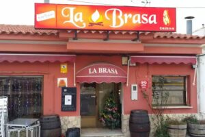 Bar Restaurante La Brasa.