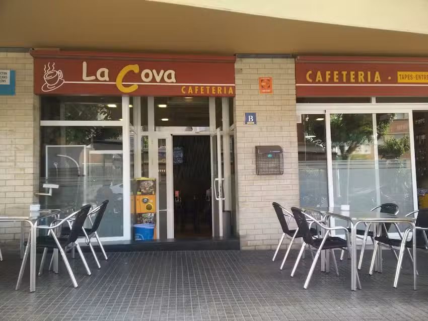 Bar restaurante La Cova