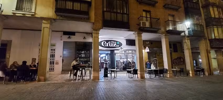 Bar restaurante La Cruz Chica