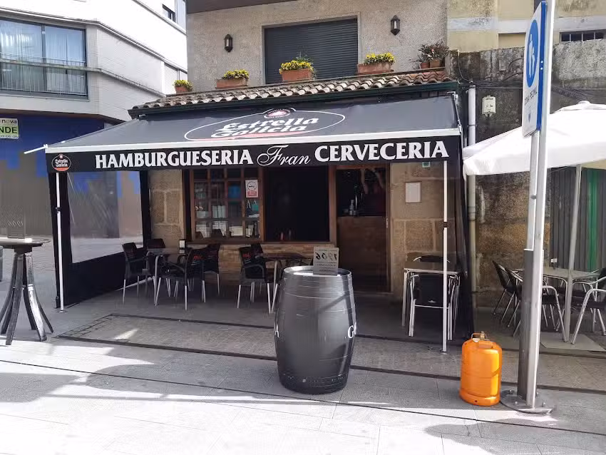 Bar Restaurante La Cueva