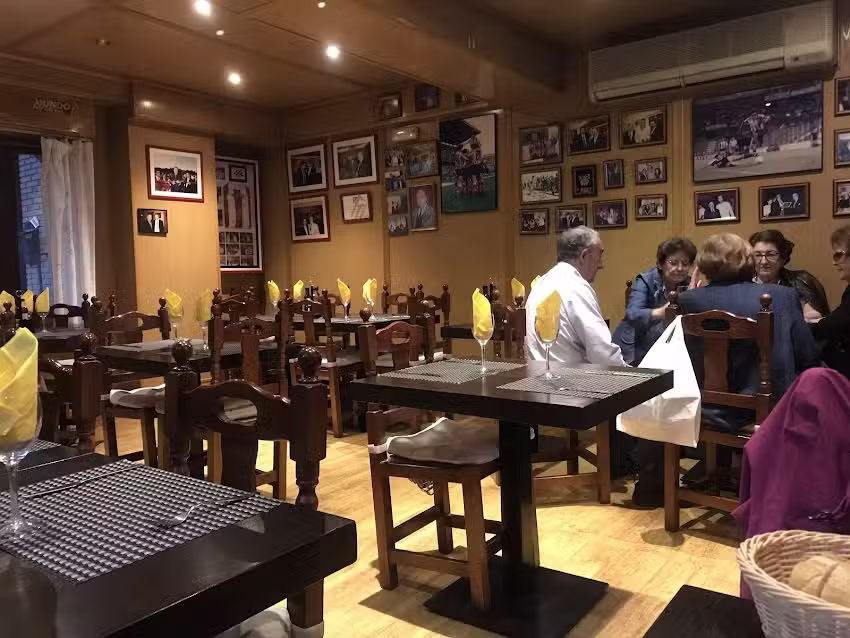 Bar Restaurante La esquina del Calder&oacute;n