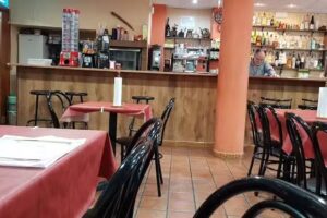 Bar restaurante La Muga