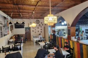 Bar restaurante La Peatonal Rivera