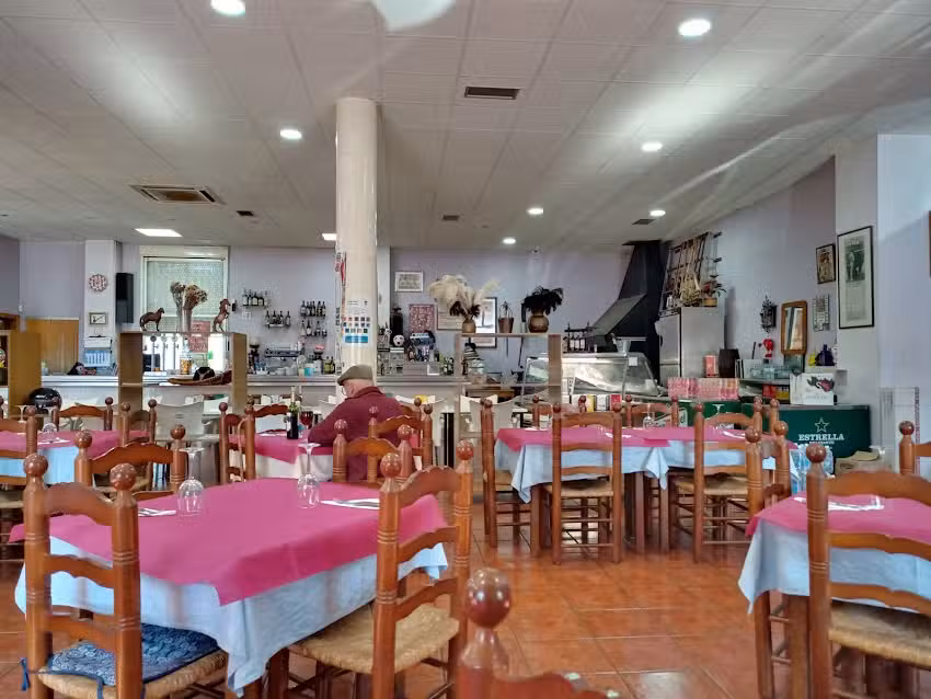 BAR RESTAURANTE LA PISCINA