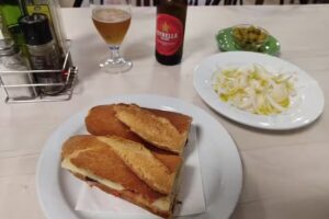 BAR RESTAURANTE LA PLANA