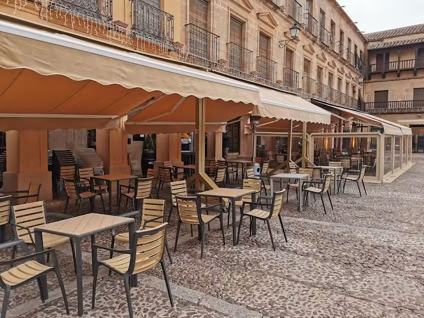 Bar Restaurante &ldquo;La Plaza&rdquo;