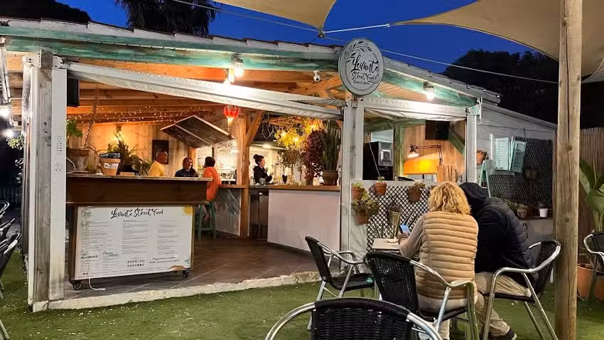 Bar restaurante Levante Street Food