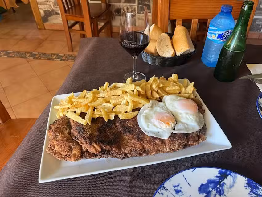 Bar Restaurante Los Ca&ntilde;ones de La Cavada