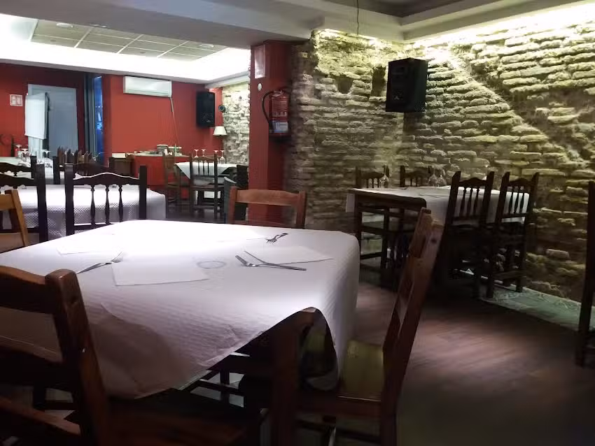 Bar restaurante Los Caprichos